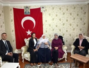 Vali Çeber’in Eşinden Şehit ve Gazi Ailelerine Ziyaret