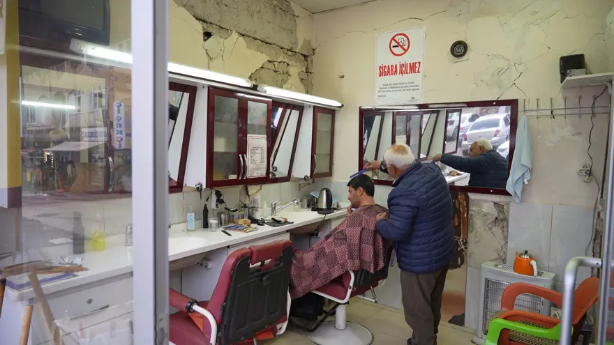 50 Yıllık Meslek Aşkını Deprem Bile Yıkamadı