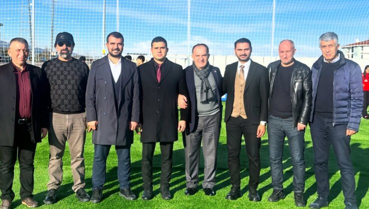 İslahiye’de Depremzede Gençlere FIFA Destekli Halı Saha