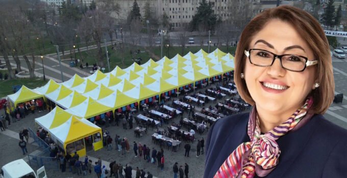 Fatma Şahin: “Ramazan da Aynı Sofrada Buluşacağız”