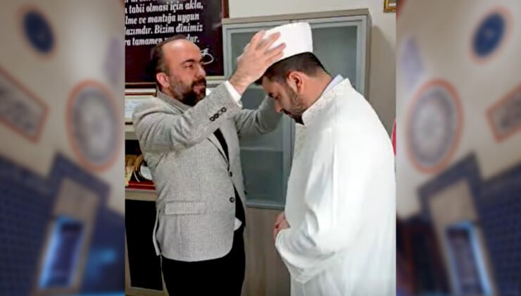 İslahiye İlçe Müftülüğü’nden Yeni Din Görevlilerine Cübbe-Sarık Merasimi