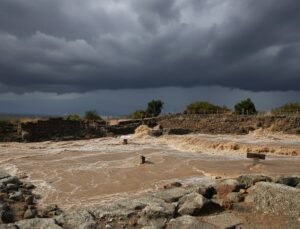 Tilmen Höyük Sular Altında Kaldı