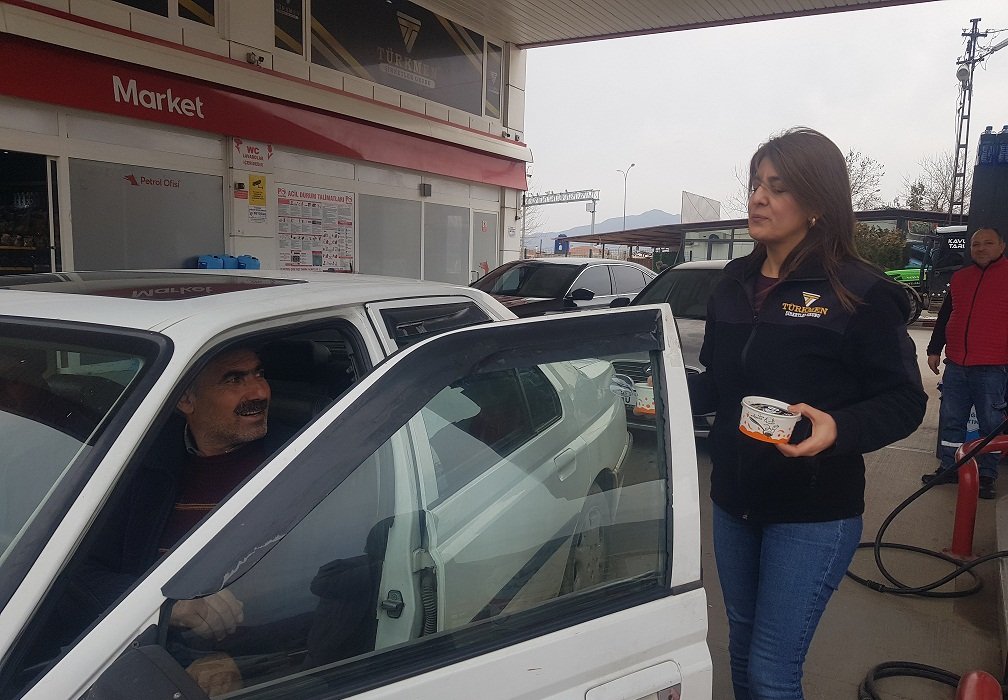 Türkmen Şirketler Grubu’ndan Vatandaşlara Anma İkramı
