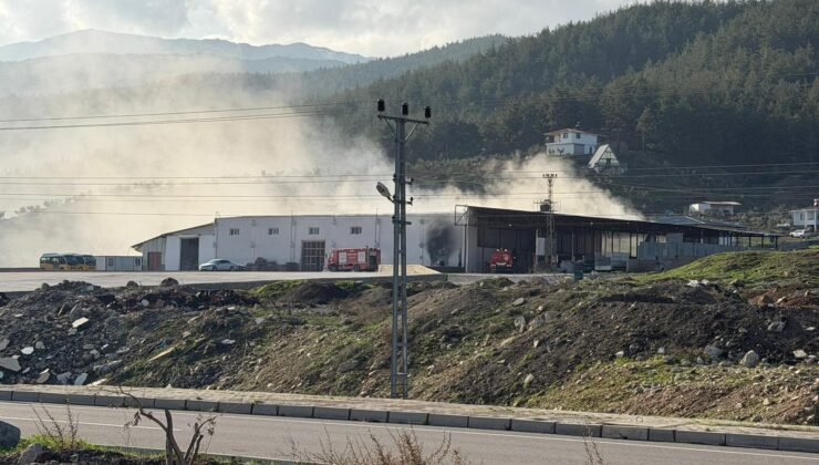 İslahiye’de Biber Fabrikasında Yangın