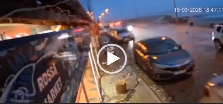 Samandağ’da Deniz Taştı: İşte O Anlar