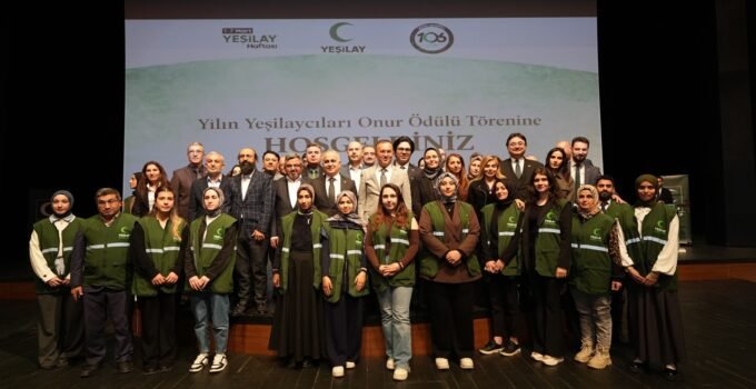 Vali Kemal Çeber, “Yılın Yeşilaycıları Onur Ödülü Töreni”ne Katıldı