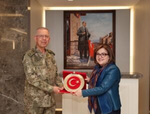 Fatma Şahin, Ordu Komutanlarını Ağırladı