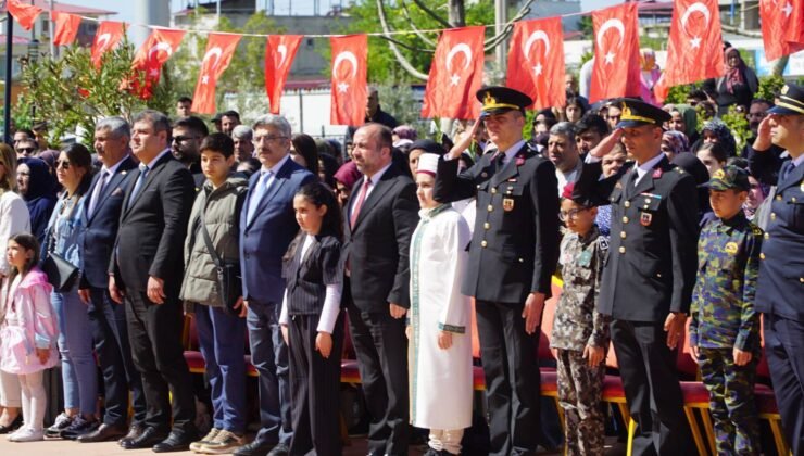 İslahiye’de 23 Nisan Coşkusu: Müftü Demir Kutlamalara Katıldı