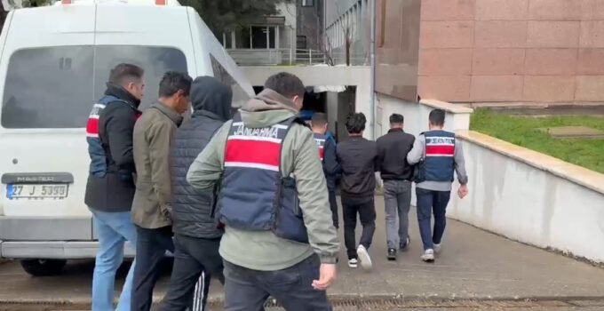 Gaziantep’te DEAŞ’a Şafak Darbesi: 3 Tutuklama