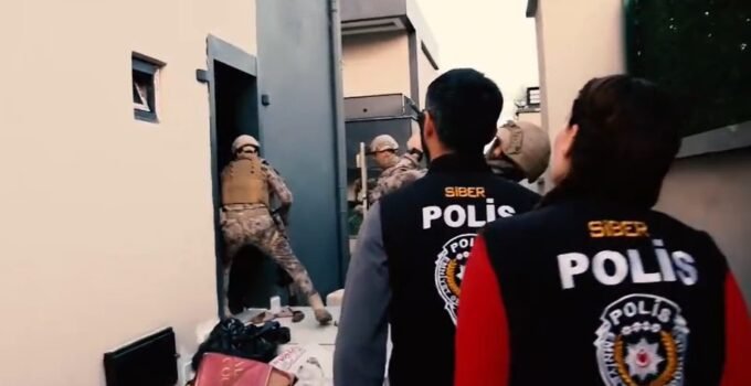 Gaziantep Siber Polisinden 14 İlde Dev Operasyon