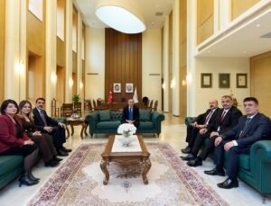 Anahtar Parti Gaziantep Kurmaylarından Vali Çeber’e Ziyaret