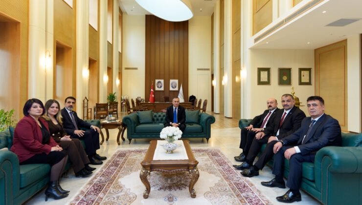 Anahtar Parti Gaziantep Kurmaylarından Vali Çeber’e Ziyaret