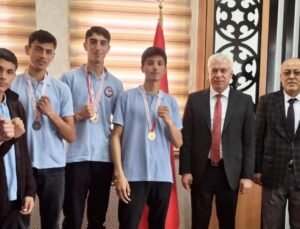İslahiye’nin Gururu Oldular: Genç Muay Thai Sporcuları Türkiye Finallerine Göz Dikti!