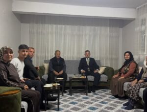 MHP İslahiye’nin Hane Ziyaretlerinde Bugünkü Adresi Sulumağara Mahallesi’ydi