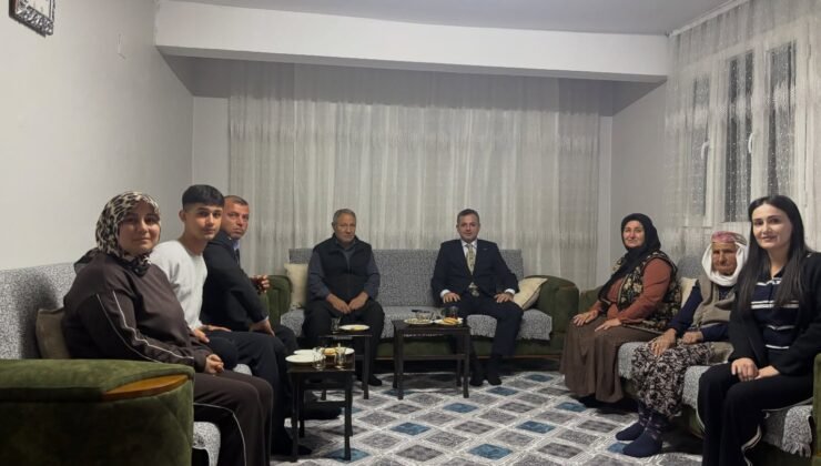 MHP İslahiye’nin Hane Ziyaretlerinde Bugünkü Adresi Sulumağara Mahallesi’ydi