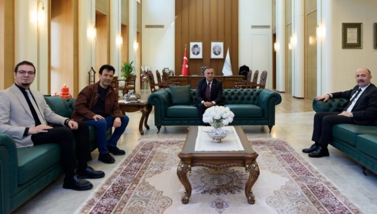 Sanatçı Oğuz Aksaç’tan Vali Çeber’e Ziyaret