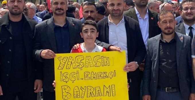 İslahiye CHP, 1 Mayıs İçin Gaziantep Meydanlarındaydı